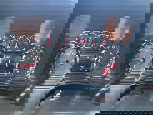 Used 2019 Chevrolet Tahoe LS w/ All-Season Package image 2