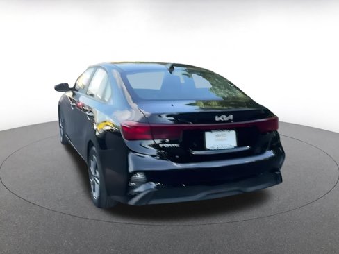 Used 2024 Kia Forte LXS image 10