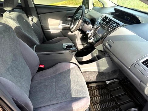 Used 2014 Toyota Prius V Two image 16