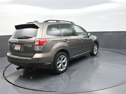 Used 2017 Subaru Forester 2.5i Touring image 7