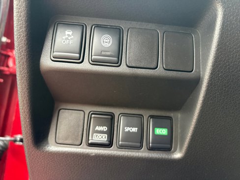 Certified 2020 Nissan Rogue Sport S image 15