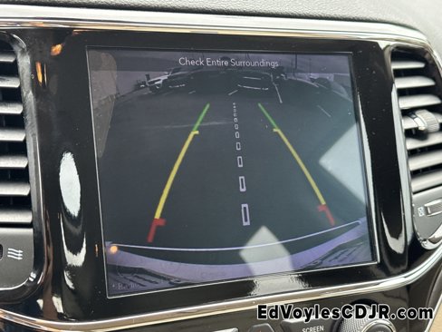 Used 2019 Jeep Grand Cherokee Limited image 34