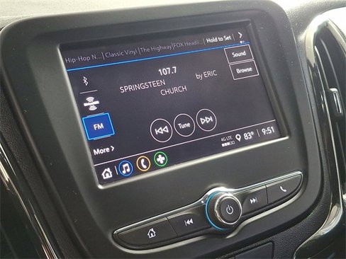 Used 2022 Chevrolet Equinox RS image 3