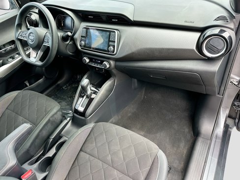 Certified 2020 Nissan Kicks SV image 25