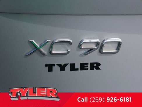 Used 2018 Volvo XC90 T6 Momentum w/ Convenience Package image 14