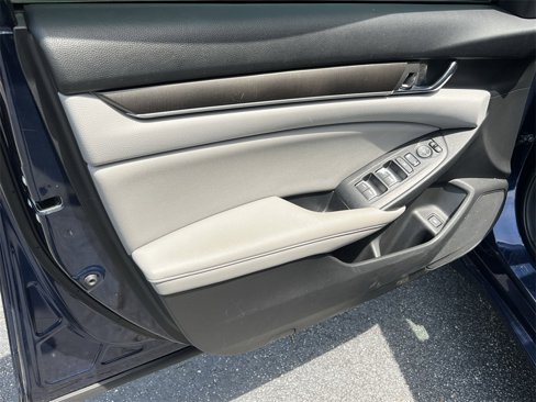 Used 2020 Honda Accord LX image 7