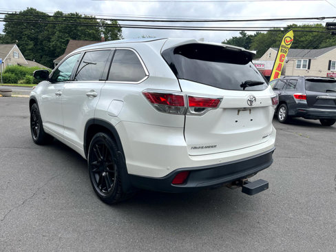 Used 2016 Toyota Highlander Limited image 3