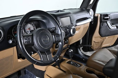 Used 2015 Jeep Wrangler Unlimited Sahara w/ Dual Top Group image 11