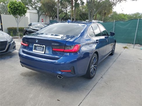 Used 2021 BMW 330i Sedan w/ Convenience Package image 4
