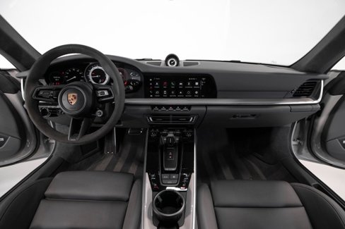 Used 2022 Porsche 911 Carrera image 23