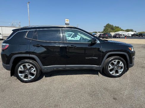 Used 2018 Jeep Compass Limited w/ Navigation Group image 4