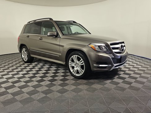 Used 2013 Mercedes-Benz GLK 350 4MATIC image 6