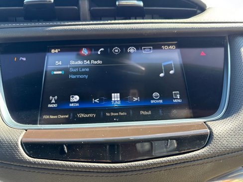 Used 2018 Cadillac XT5 Luxury w/ Driver Awareness Package image 25