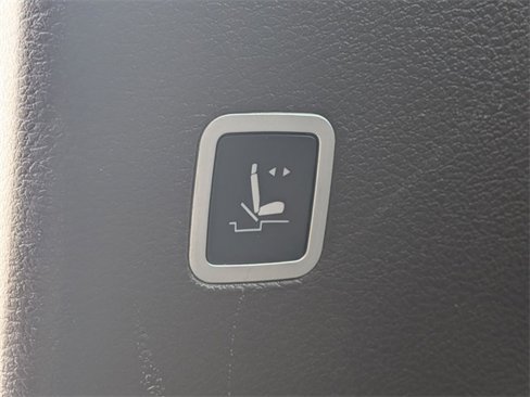 Used 2017 Chrysler Pacifica Touring-L image 28