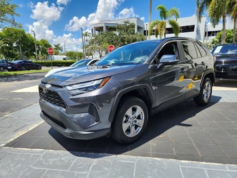 Used 2023 Toyota RAV4 XLE image 13