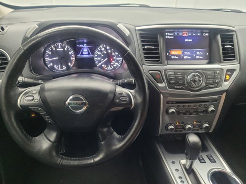 Used 2020 Nissan Pathfinder SL image 22
