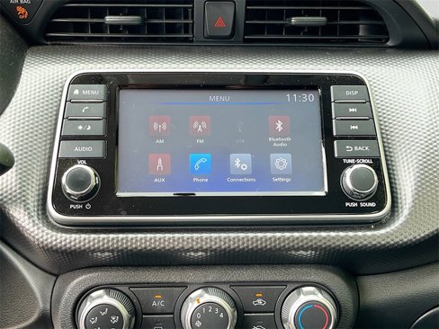 Certified 2019 Nissan Kicks S image 12