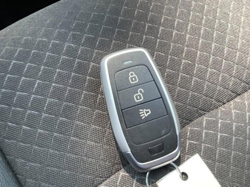 Used 2021 Buick Encore Preferred w/ Safety Package image 44