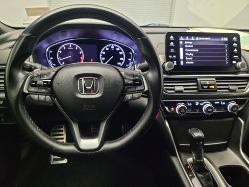 Used 2018 Honda Accord Sport image 22