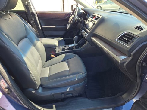 Used 2016 Subaru Outback 2.5i Limited w/ Popular Package #4 image 7