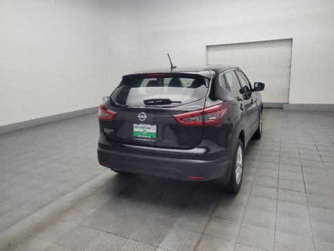 Used 2021 Nissan Rogue Sport S image 9