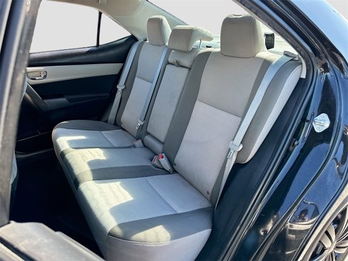 Used 2017 Toyota Corolla SE image 17