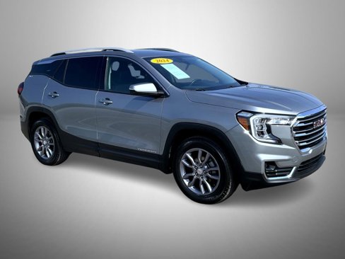 Certified 2024 GMC Terrain SLT image 3