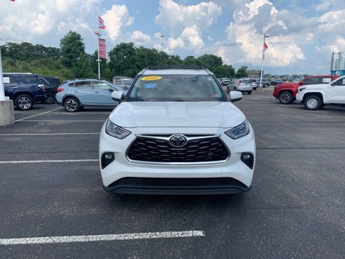 Used 2022 Toyota Highlander Limited image 8