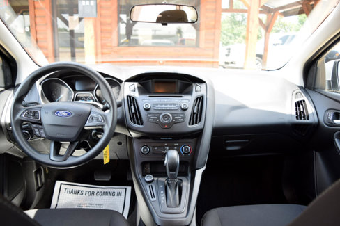 Used 2017 Ford Focus SE image 10