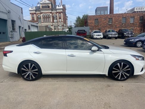 Used 2020 Nissan Altima 2.0 Platinum image 9
