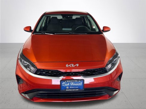 Used 2023 Kia Forte LXS image 3