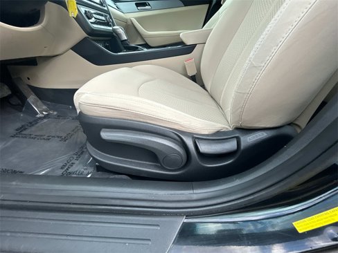 Used 2019 Hyundai Sonata SE image 15
