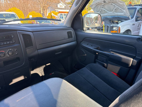 Used 2004 Dodge Ram 1500 Truck SLT image 10