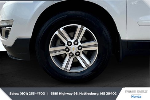 Used 2016 Chevrolet Traverse LT image 7