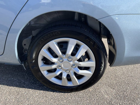 Used 2009 Toyota Yaris Sedan image 23