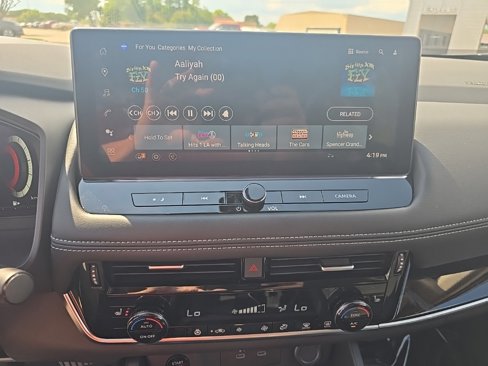 Certified 2024 Nissan Rogue SL image 43