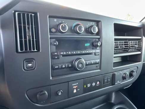 Used 2019 Chevrolet Express 3500 Extended w/ Driver Convenience Package image 18