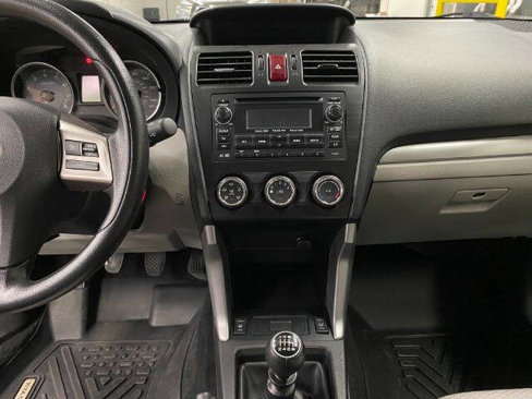 Used 2014 Subaru Forester 2.5i image 23