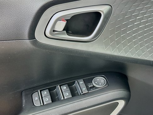 Used 2024 Kia Soul LX w/ Option Group 015 image 15