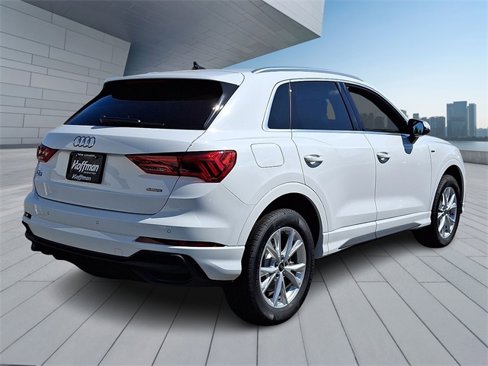 New 2025 Audi Q3 2.0T Premium image 4