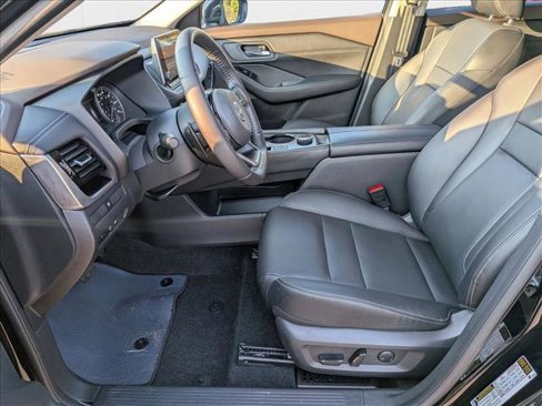 Used 2023 Nissan Rogue SL image 16