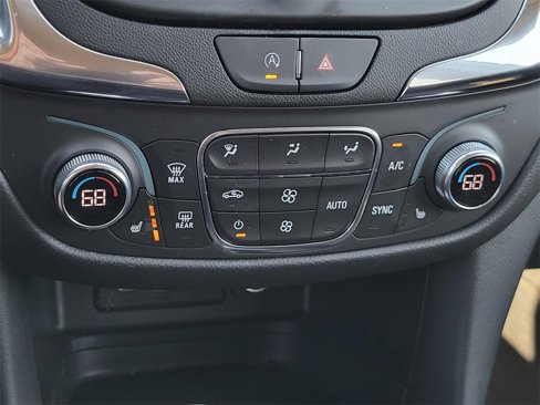 Used 2023 Chevrolet Equinox LT image 29
