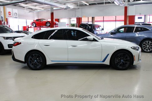 Used 2023 BMW i4 eDrive40 w/ Premium Package image 9