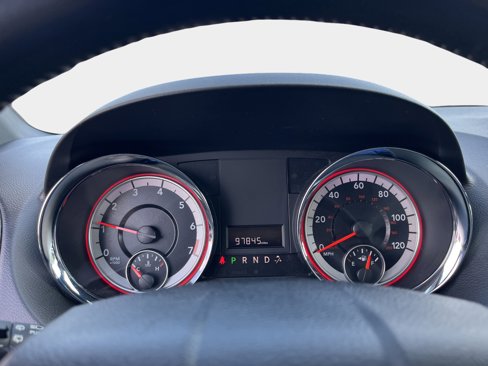 Used 2020 Dodge Grand Caravan SXT image 24