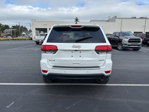 Certified 2022 Jeep Grand Cherokee Limited image 3