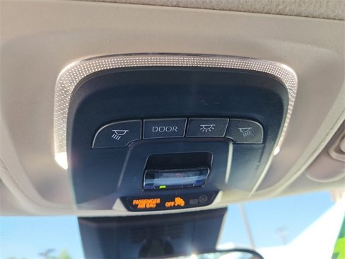 Used 2024 Toyota Corolla LE image 18