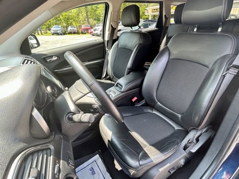 Used 2017 Dodge Journey Crossroad w/ Popular Equipment Group image 11