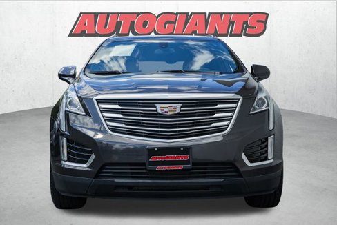 Used 2018 Cadillac XT5 AWD image 2