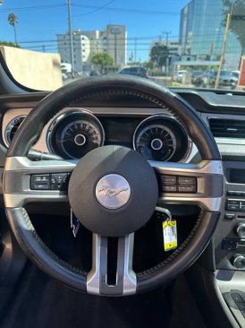 Used 2013 Ford Mustang Premium image 17