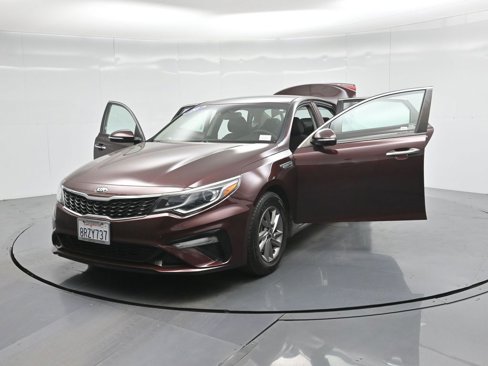Used 2020 Kia Optima LX image 30